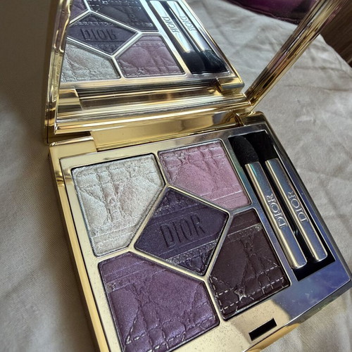 Dior eyeshadow palette like new, authentic product