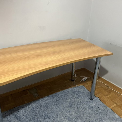 Neoset desk like new, beige melamine, metal legs
