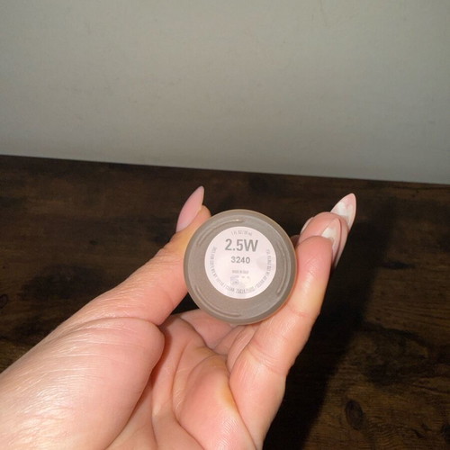 Kylie Cosmetics Power Plush Longwear Foundation like new 2.5W