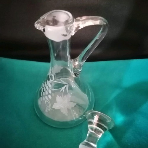 Crystal decanter