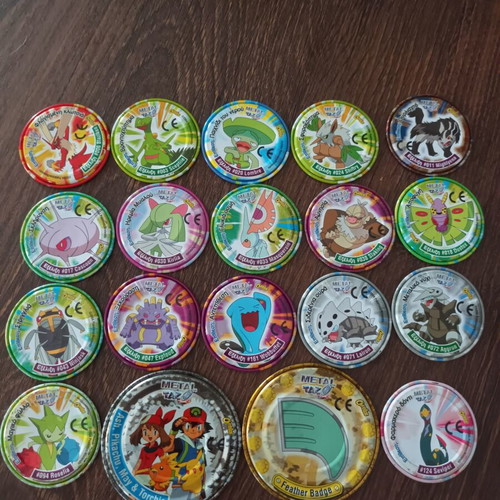 Pokemon metal tazos