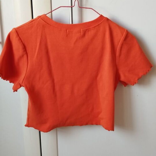 Orange crop top t-shirt size XS like new