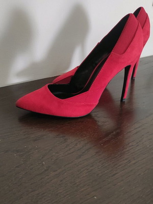 Red pumps size 38 like new