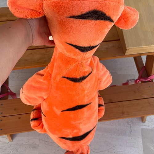 Disney Tigger plush toy 80 cm new from Winnie the Pooh