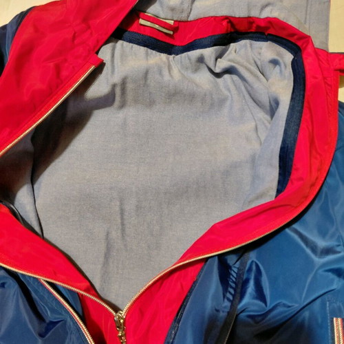 Alouette windbreaker for 10-12 years like new with double zipper