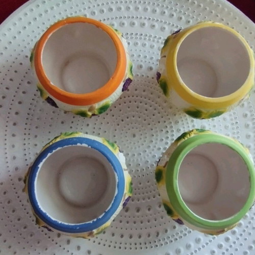 Ceramic cactus pots set of 4 like new, different colors
