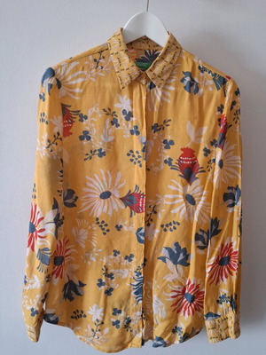 Viscose floral shirt United Colors of Benetton used, multicolor