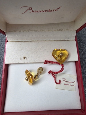 Baccarat crystal earrings new with clip, yellow gold