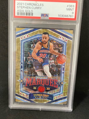 Stephen Curry Asia Gold 2021 card like new