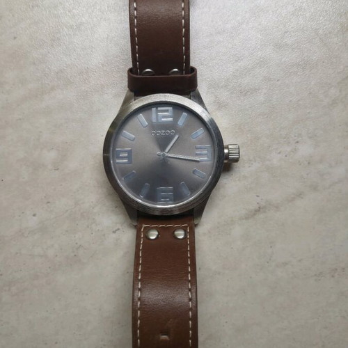 Oozoo men's watch 46mm steel case with leather strap like new