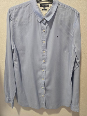 Tommy Hilfiger shirt like new, size L, blue, soft fabric