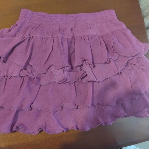 Girls' skirts like new, ages 2 to 6