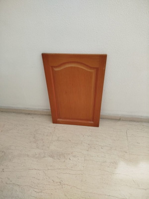 Kitchen cabinet doors set like new, solid wood, 19 pieces