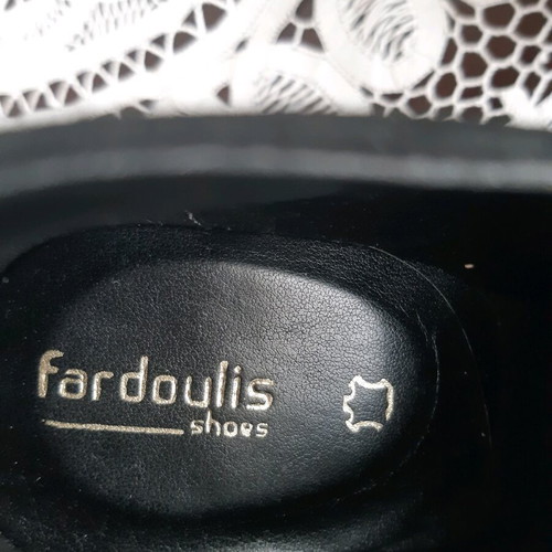 Luxury Fardoulis ankle boots 38 new, black suede with leather sole