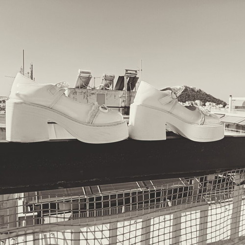 Lolita platform Mary Jane shoes like new, size 37, white