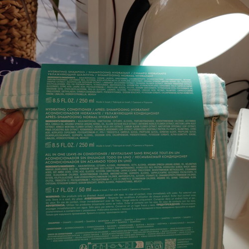 Moroccanoil Hydration hair care set with new gift pouch