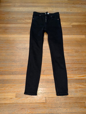 Παντελόνι τζιν μαύρο Zara μέγεθος small μεταχειρισμένο