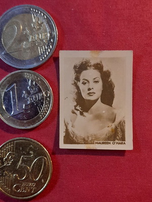Maureen O'Hara vintage collectible cinema card