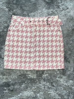 Houndstooth mini skirt Zara used, white and pink, size EU 36