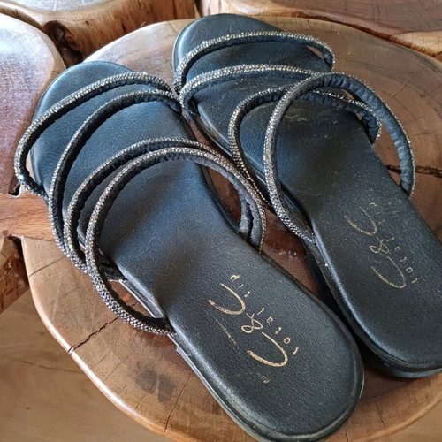 Flat sandals No38 like new, black and silver