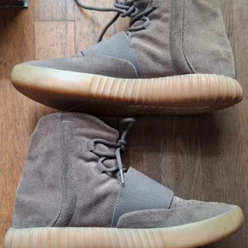 Yeezy Boost 750 Adidas men's boots size 44.5 used