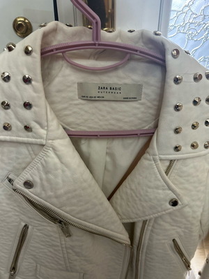 Zara leather jacket like new, size S