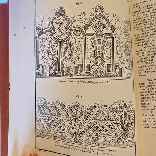 Art of the Embroiderer book like new, English