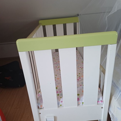Baby cot with Grecostrom mattress