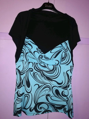 Blouse M/L used, black with blue pattern