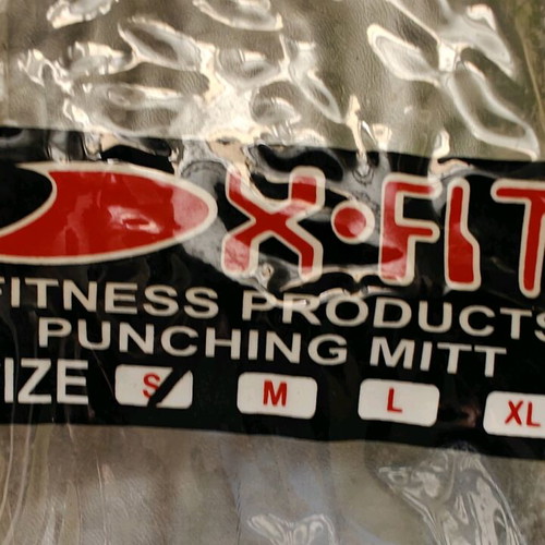 Leather punching bag gloves cut black like new, Small
