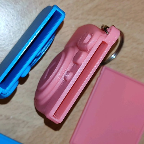 Camera keychain set with internal photo holder new