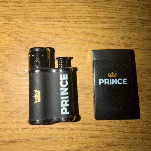 Prince lighters set like new