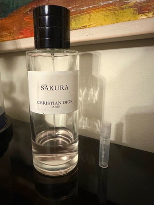 Dior Sakura 2ml καινούργιο κανονικό άρωμα Eau de Parfum