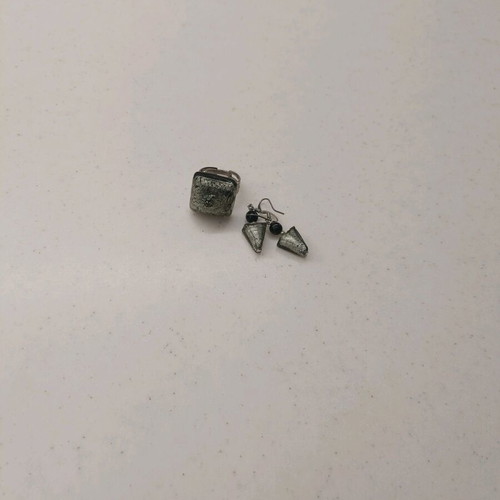 Set earrings ring used