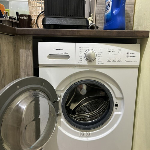 Crown CWM 41035L washing machine like new, 6 kg front load