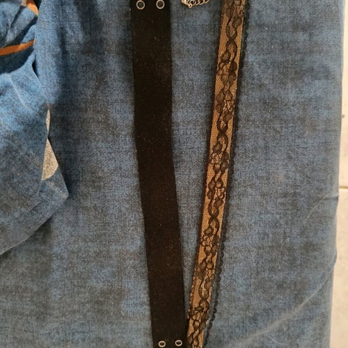 Choker necklace set of 2 like new Jewelor