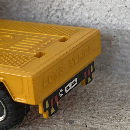 Play Trucks Ελλάς DAF Caterpillar Traxcavator Bulldozer 1:50 used
