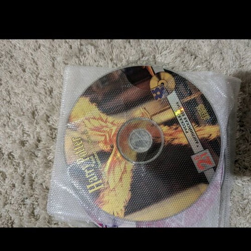 Pc games used, 2 games plus 1 gift GTA San Andreas broken