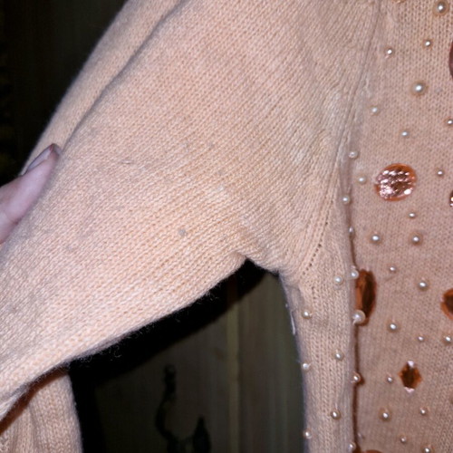 Wool sweater salmon with beads used, size M