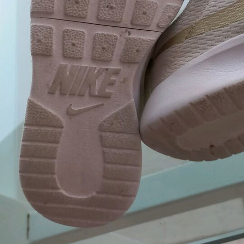 Nike kids white athletic shoes like new, size 30