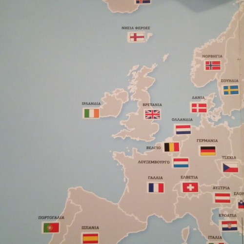 Rare collectible album with flags and monuments of Europe like new