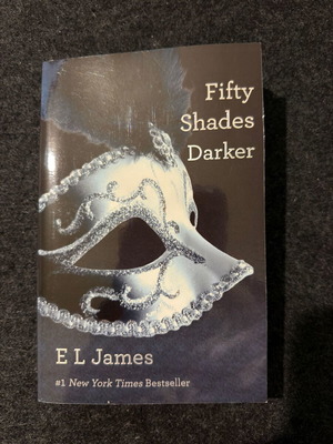 Fifty Shades Darker by E L James like new, English paperback
