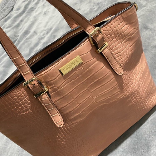Women's croc pattern bag used in very good condition