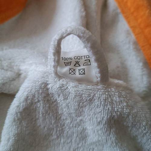 Baby bathrobe used with duck design for 12-18 months, 100% cotton