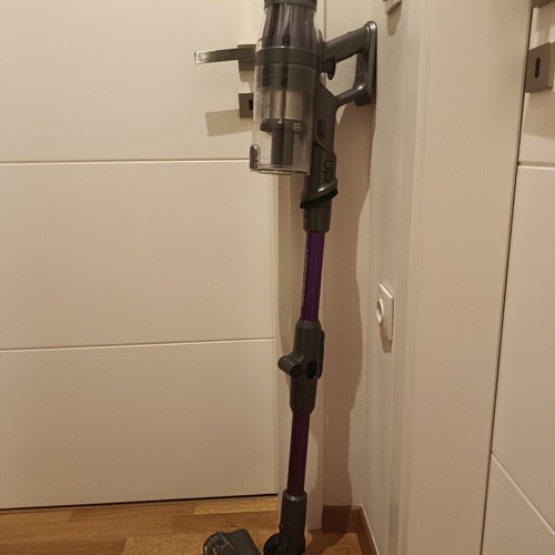 Rohnson Mamba 23 Stick Vacuum Like New, Rechargeable