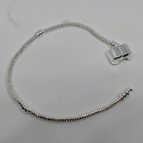 Silver bracelet snake chain with heart clasp S925 like new