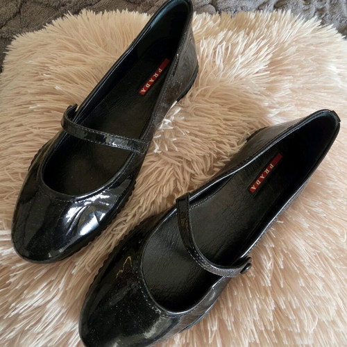 Prada patent leather ballerinas as new