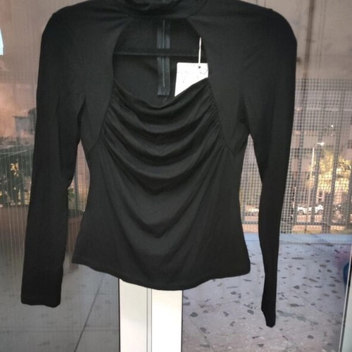 Maki Philosophy black blouse with cutout and gathers, size M, new