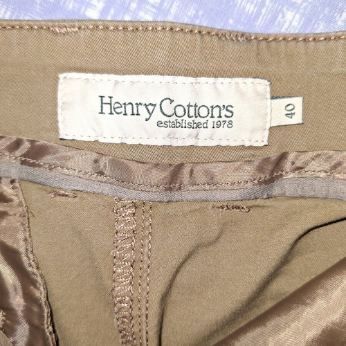 Henry Cotton's women's bermuda shorts, size L, khaki green
