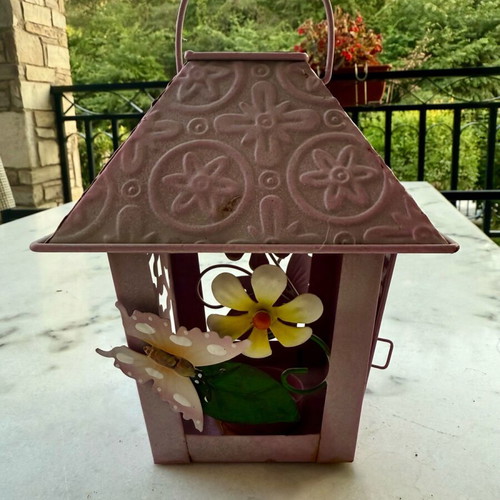 Decorative lantern used for tealight candle, metal, vintage pink
